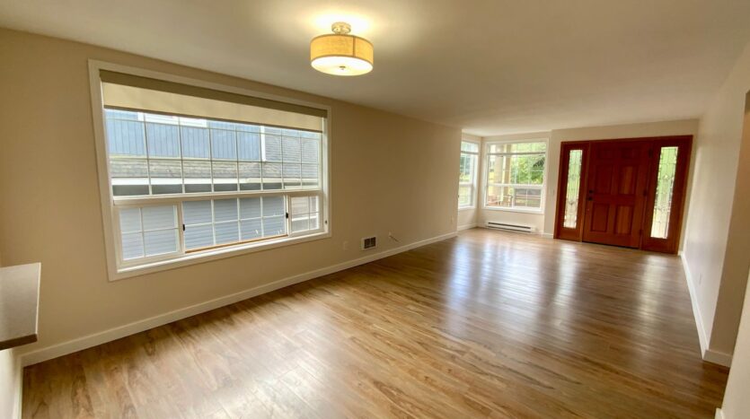3827 Wetmore Ave - Everett - Washington - 2 bed, 1 bath rental property