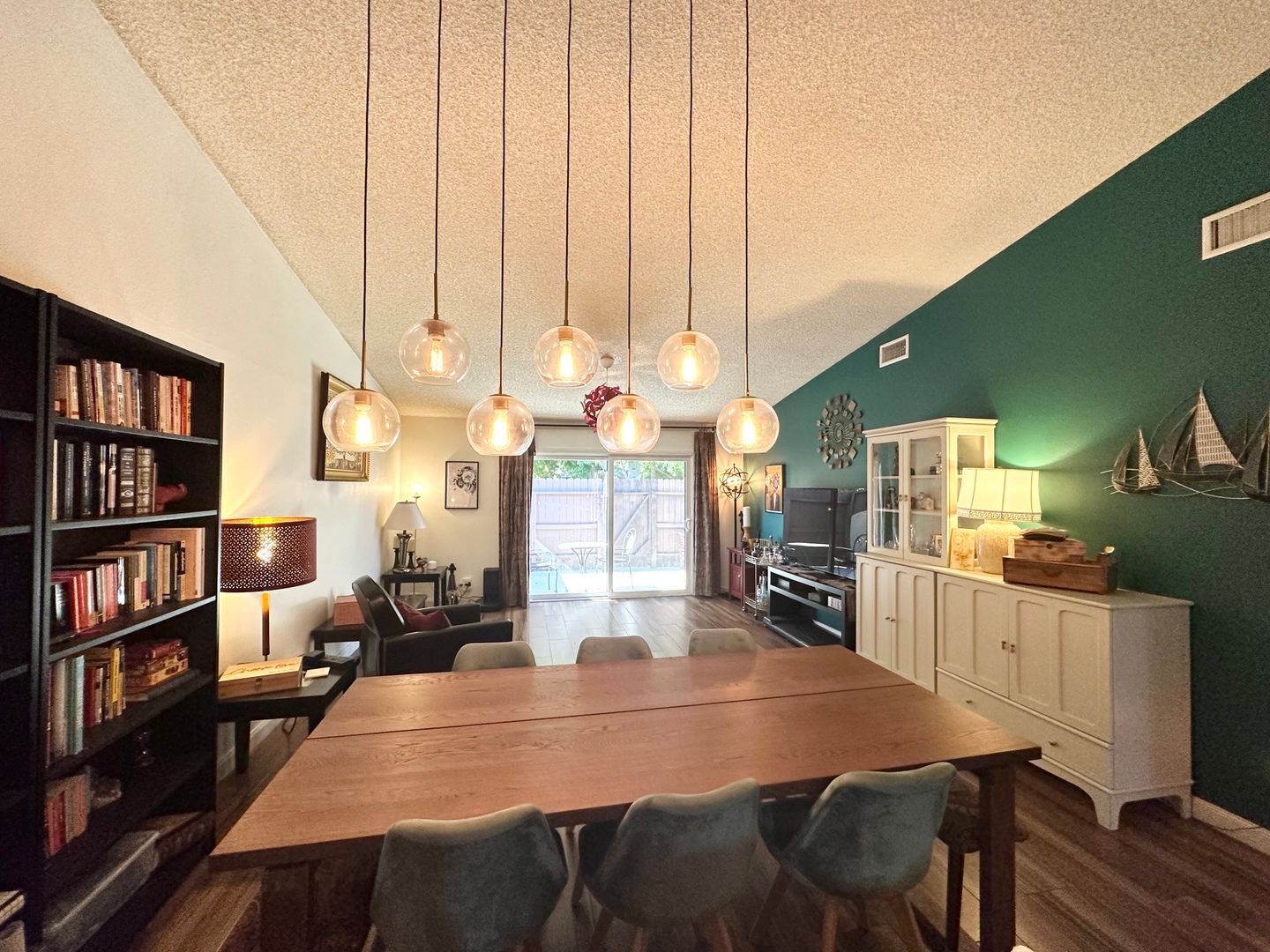 386 N Ironpike Circle - Anaheim - California - 3 bed, 2 bath rental property