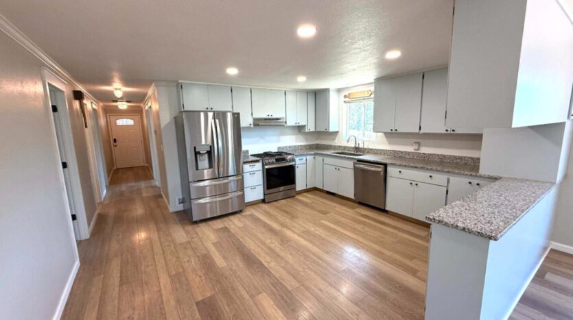 3890 NW 25th Street - Redmond - Oregon - 3 bed, 2 bath rental property