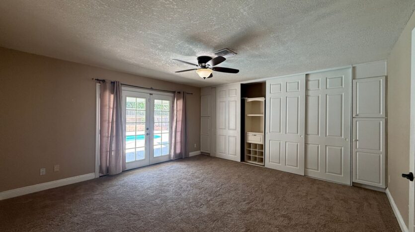 39142 11th St. West - Palmdale - California - 3 bed, 1.5 bath rental property