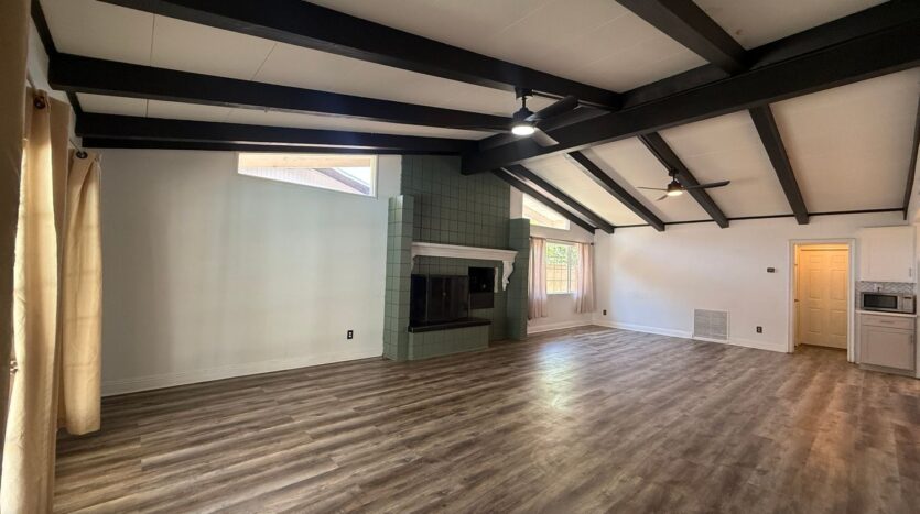 39142 11th St. West - Palmdale - California - 3 bed, 1.5 bath rental property