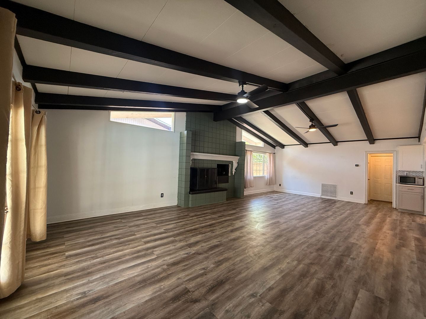 39142 11th St. West - Palmdale - California - 3 bed, 1.5 bath rental property