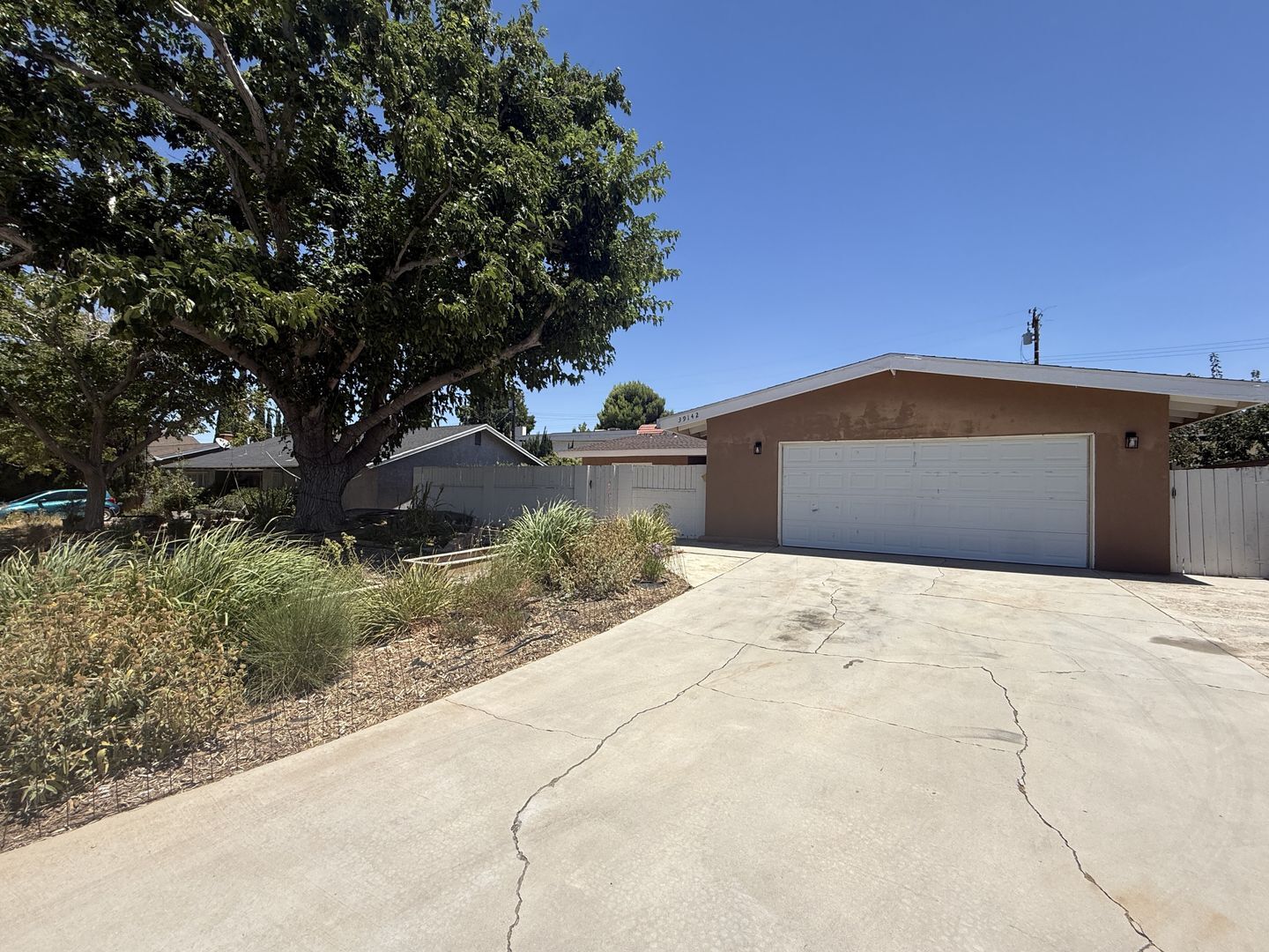 39142 11th St. West - Palmdale - California - 3 bed, 1.5 bath rental property