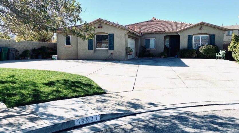 39201 Jacob Dr - Palmdale - California - 4 bed, 3 bath rental property