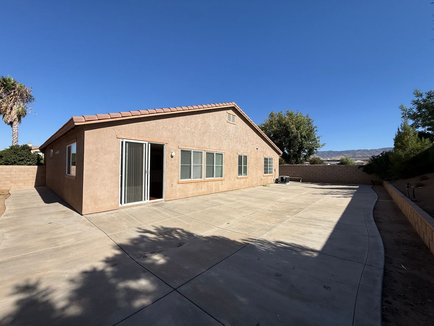 39201 Jacob Dr - Palmdale - California - 4 bed, 3 bath rental property