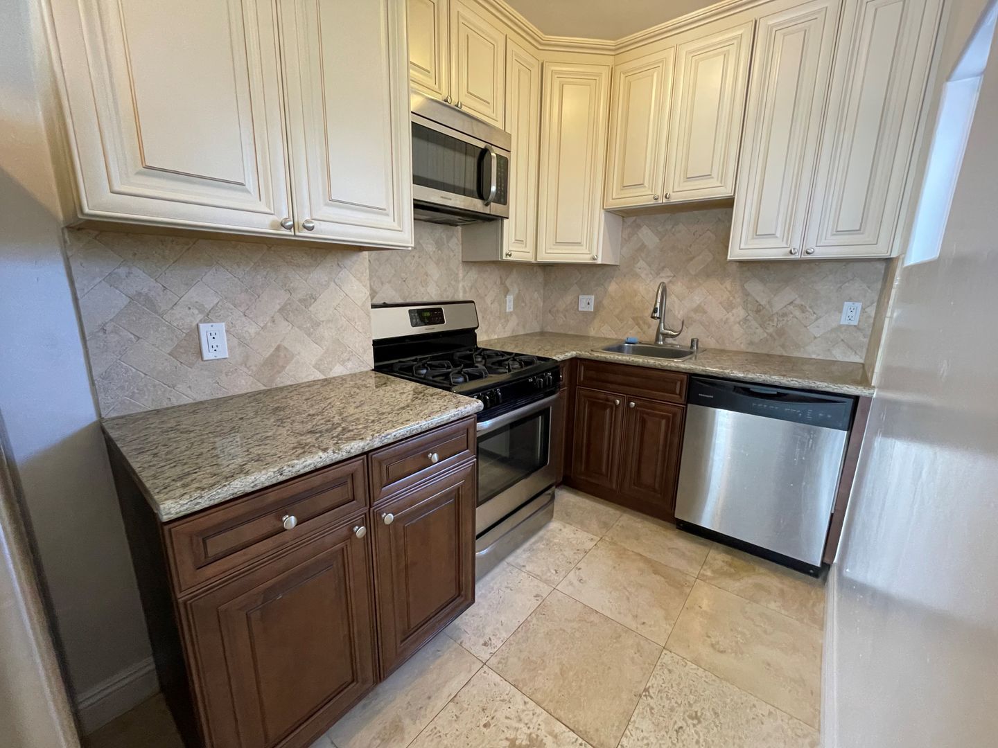 3969 1/2 Hamilton Street  - San Diego - California - 1 bed, 1 bath rental property