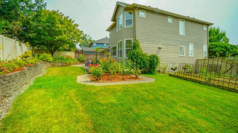4013 NW 14th Ave - Camas - Washington - 4 bed, 3 bath rental property