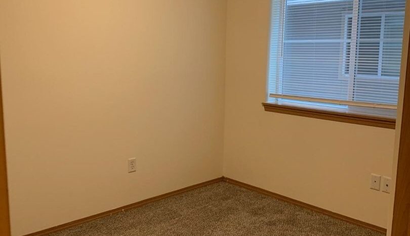 4018 Northwest Avenue - Bellingham - Washington - 1 bed, 1 bath rental property