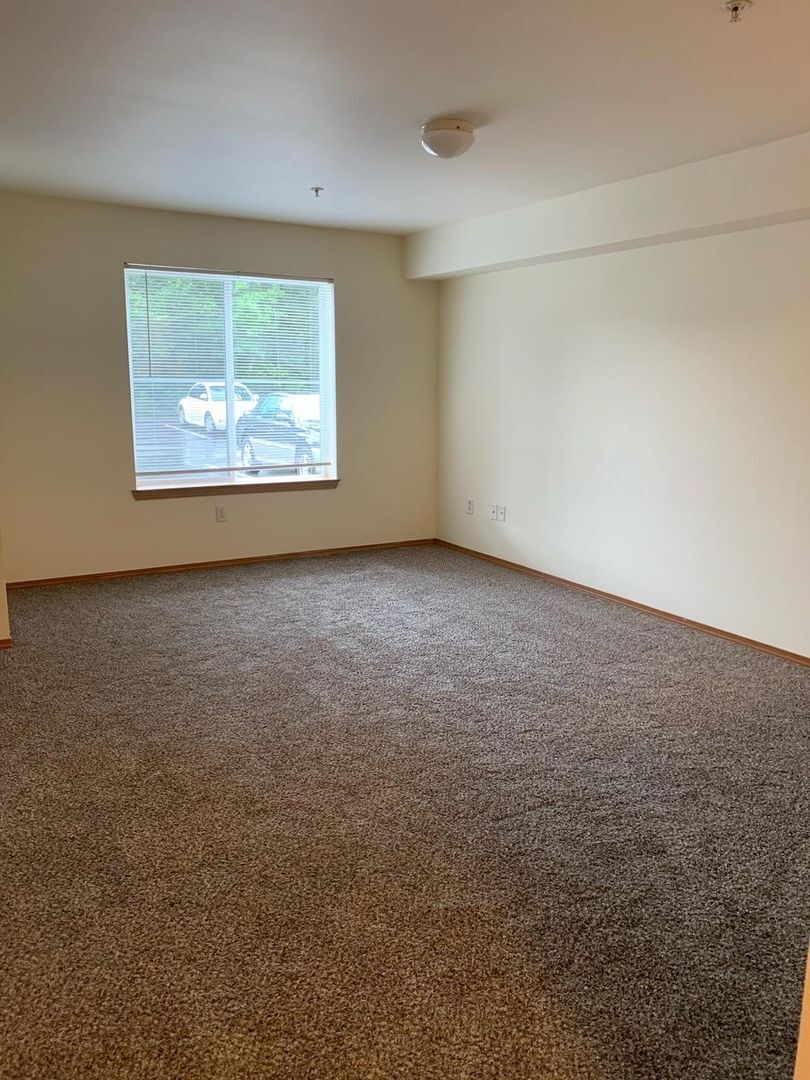 4018 Northwest Avenue - Bellingham - Washington - 1 bed, 1 bath rental property