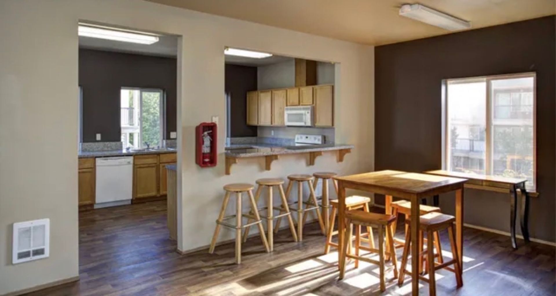 4018 Northwest Avenue - Bellingham - Washington - 1 bed, 1 bath rental property