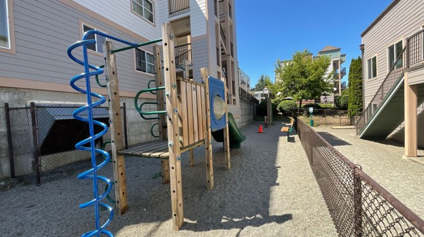 4018 Northwest Avenue - Bellingham - Washington - 1 bed, 1 bath rental property