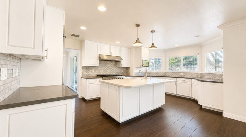 41371 Rue Jadot - Temecula - California - 4 bed, 3 bath rental property