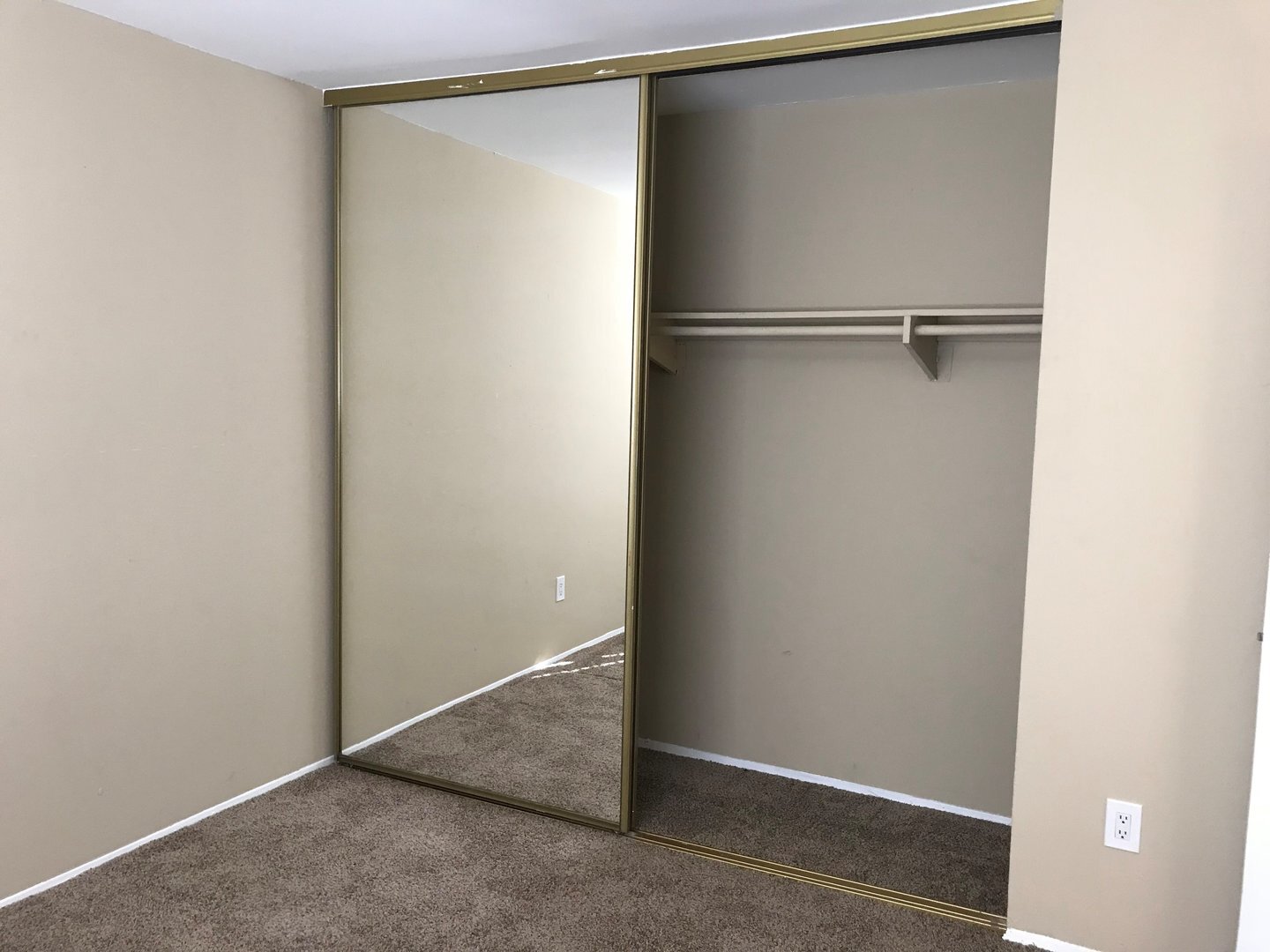 421 South Mollison Avenue - El Cajon - California - 2 bed, 2 bath rental property