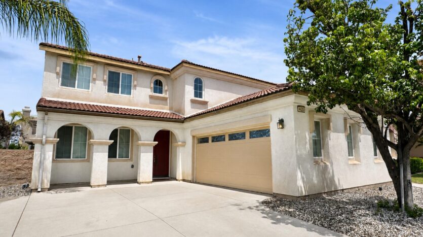 4420 Cloudywing Rd - Hemet - California - 5 bed, 3 bath rental property