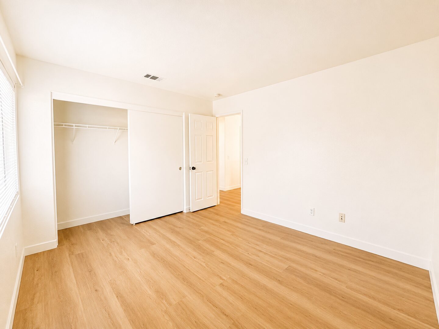 4420 Cloudywing Rd - Hemet - California - 5 bed, 3 bath rental property