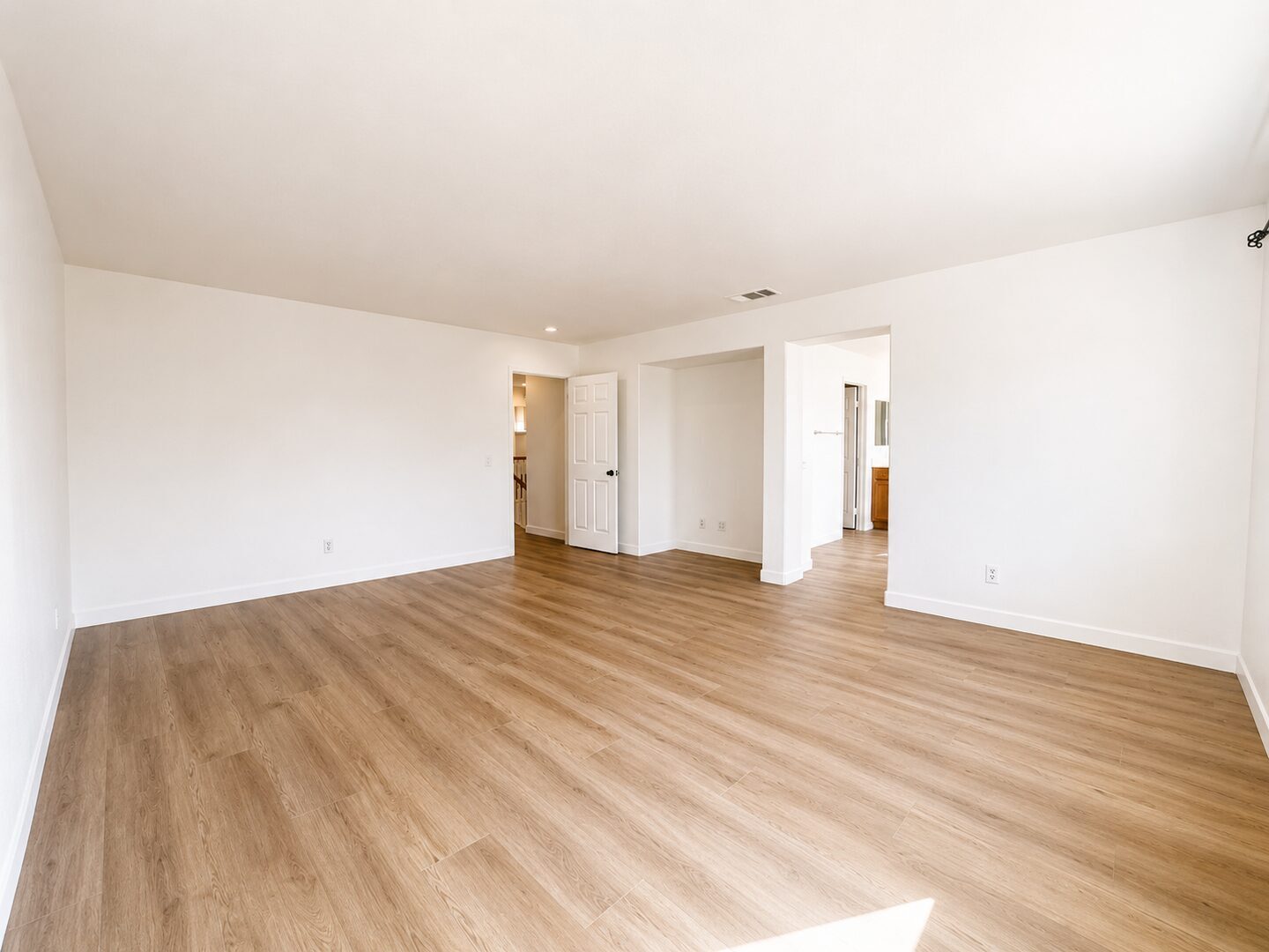 4420 Cloudywing Rd - Hemet - California - 5 bed, 3 bath rental property
