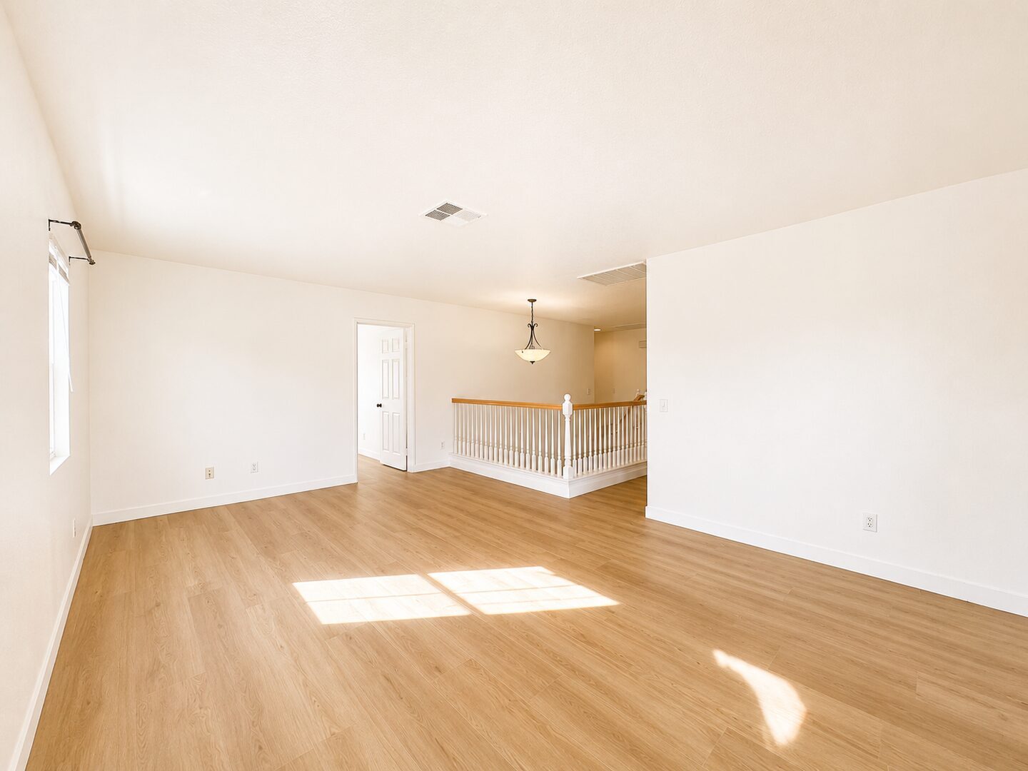 4420 Cloudywing Rd - Hemet - California - 5 bed, 3 bath rental property