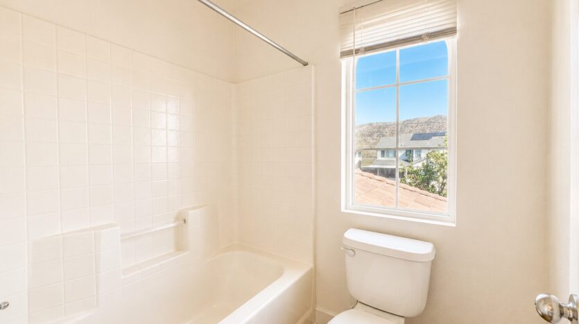 4420 Cloudywing Rd - Hemet - California - 5 bed, 3 bath rental property