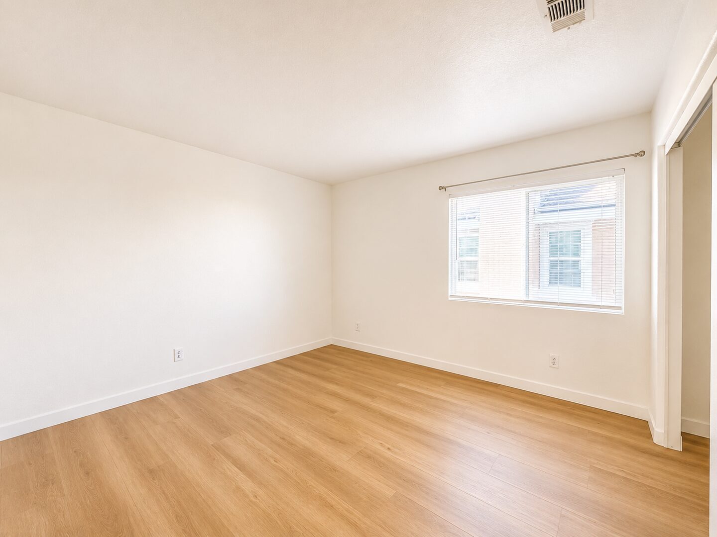 4420 Cloudywing Rd - Hemet - California - 5 bed, 3 bath rental property