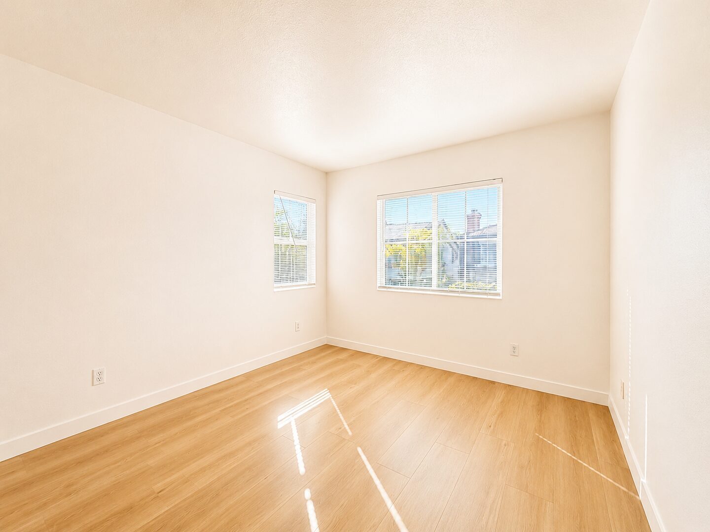 4420 Cloudywing Rd - Hemet - California - 5 bed, 3 bath rental property