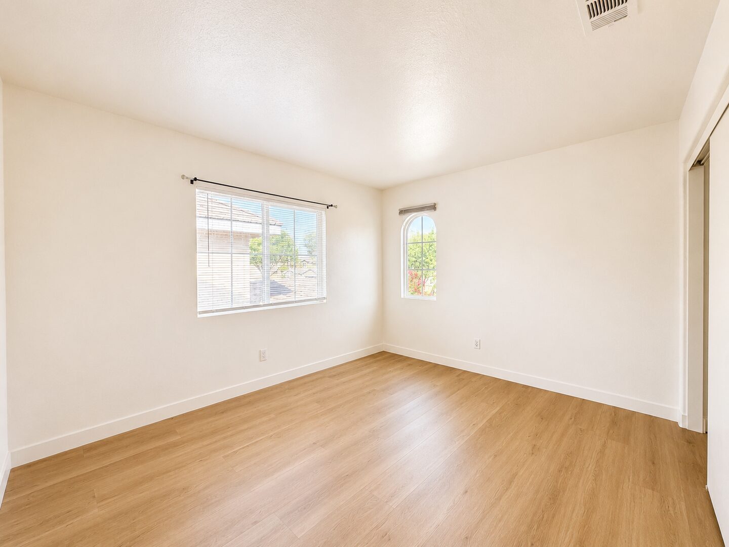 4420 Cloudywing Rd - Hemet - California - 5 bed, 3 bath rental property