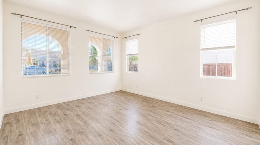 4420 Cloudywing Rd - Hemet - California - 5 bed, 3 bath rental property