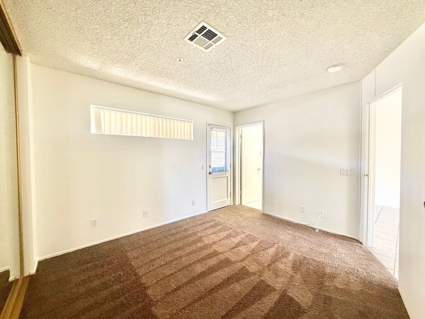 44620 San Rafael Avenue - Unit 06 - Palm Desert - California - 1 bed, 1 bath rental property