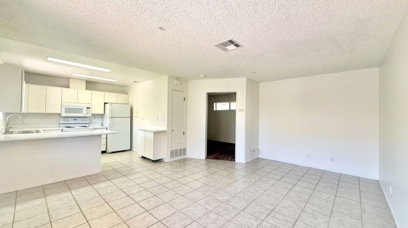 44620 San Rafael Avenue - Unit 06 - Palm Desert - California - 1 bed, 1 bath rental property
