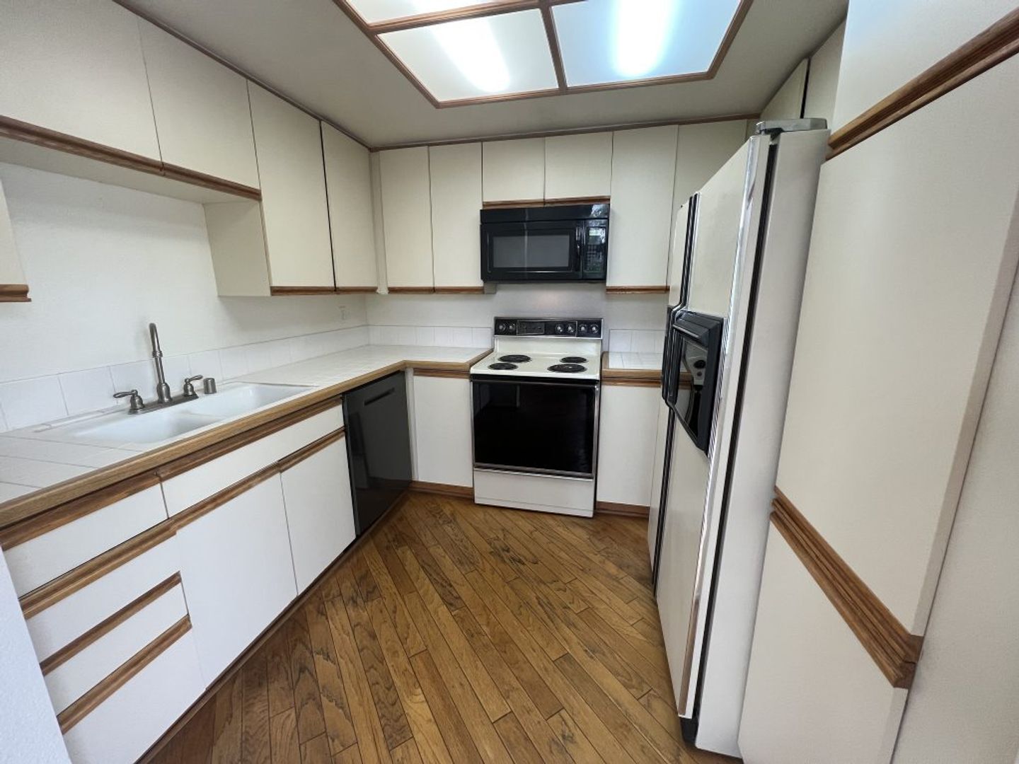 46 Rainwood - Laguna Hills - California - 1 bed, 1 bath rental property