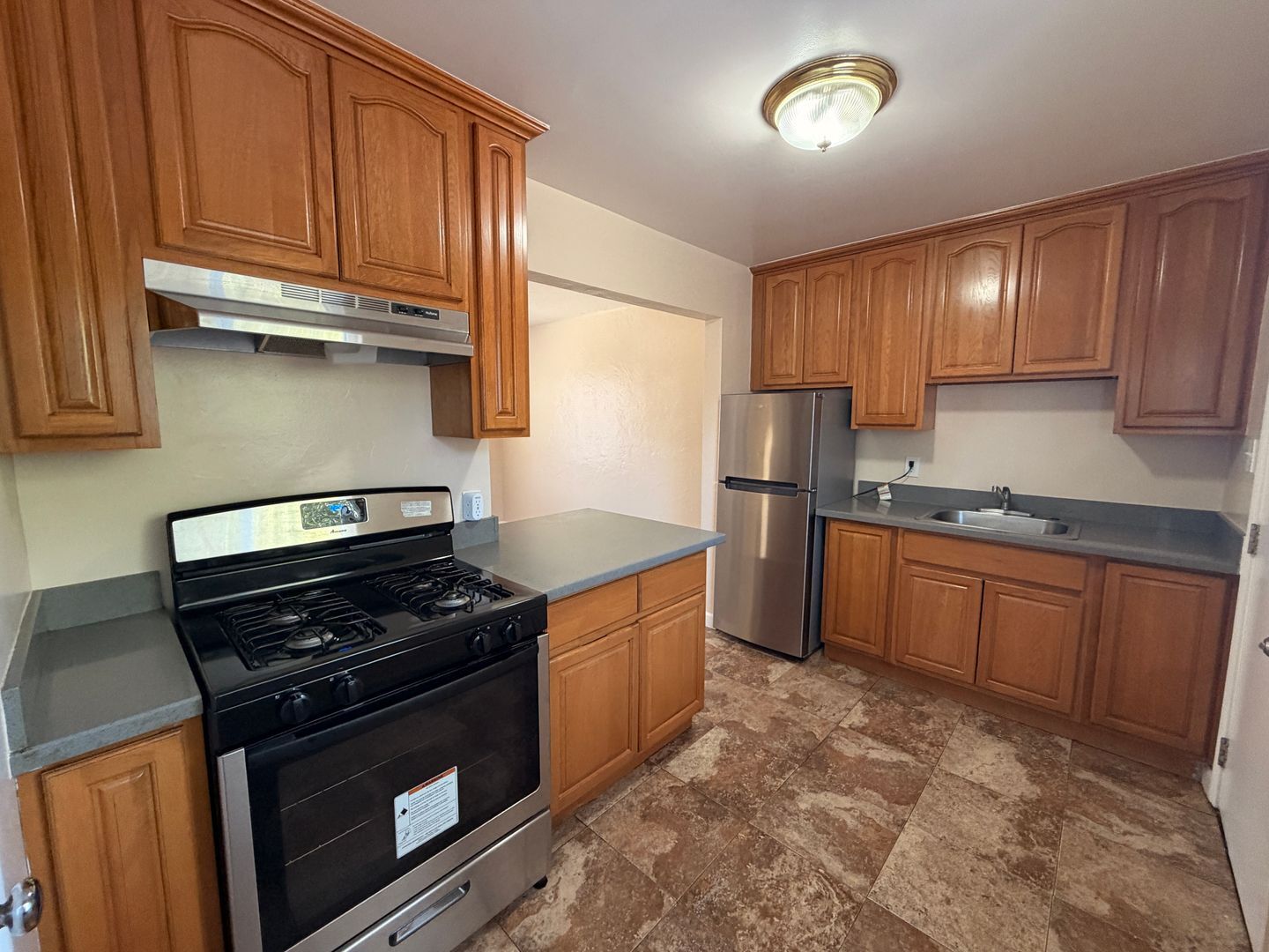 460 S. Buena Vista Avenue - San Jose - California - 1 bed, 1 bath rental property