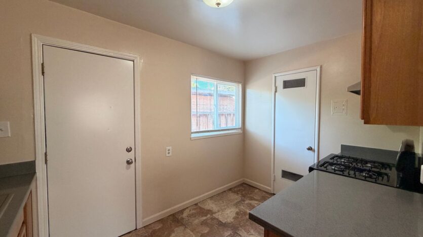 460 S. Buena Vista Avenue - San Jose - California - 1 bed, 1 bath rental property