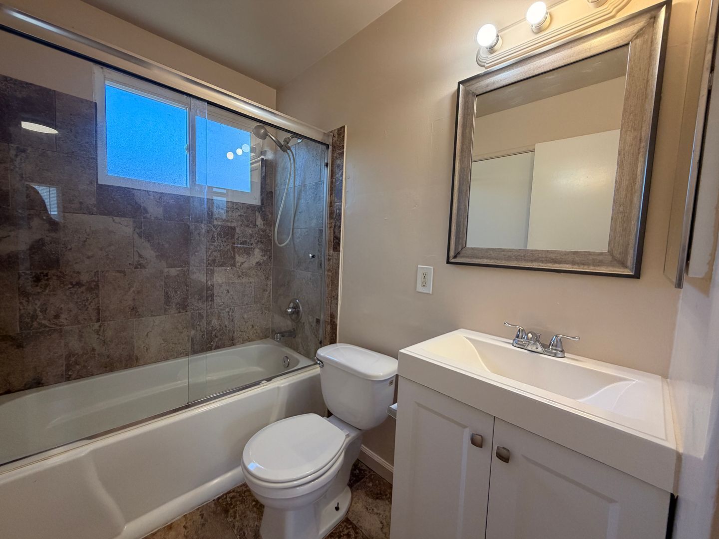 460 S. Buena Vista Avenue - San Jose - California - 1 bed, 1 bath rental property