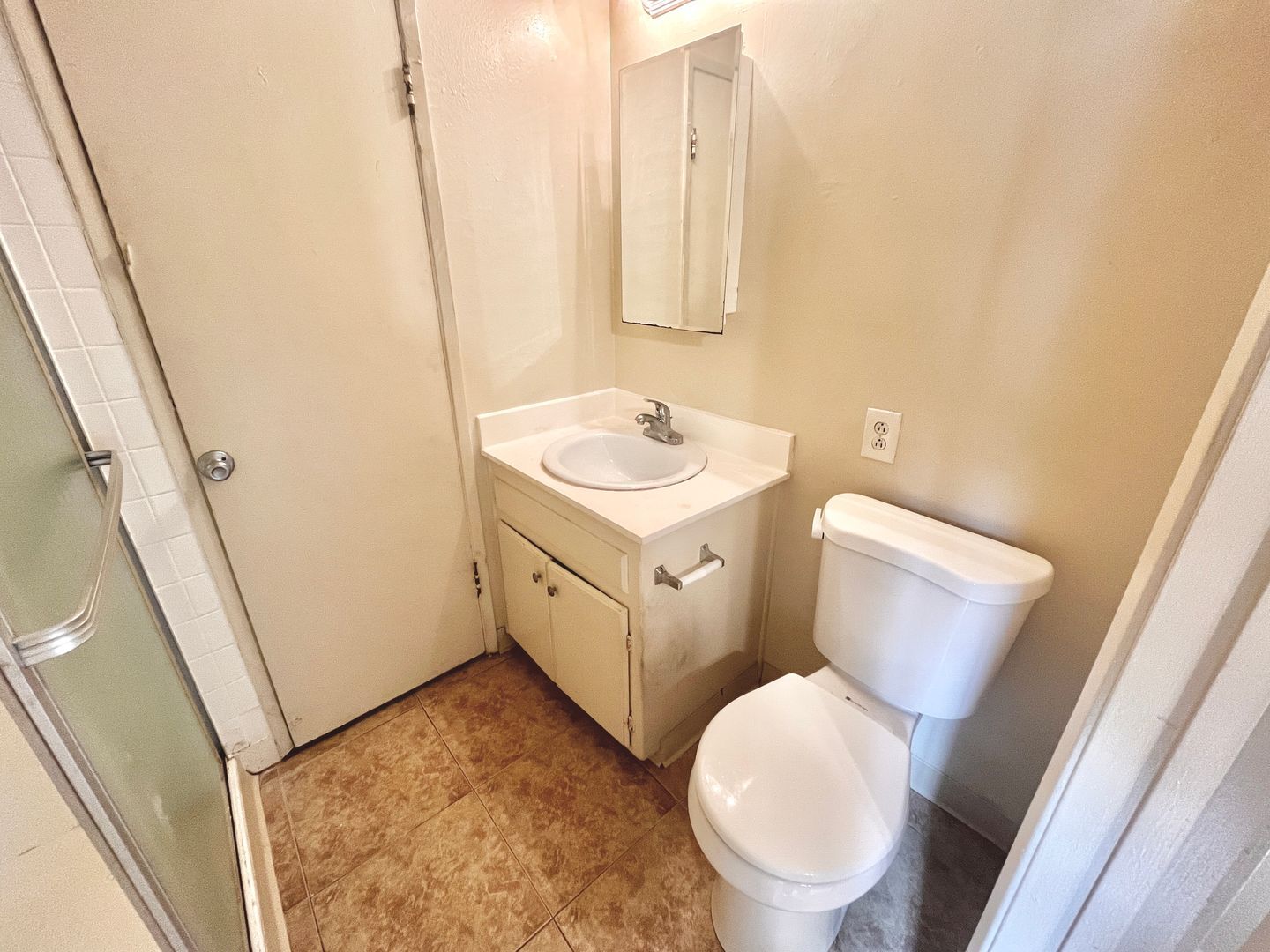 4665 Cherokee Avenue #19 - San Diego - California - 1 bath rental property
