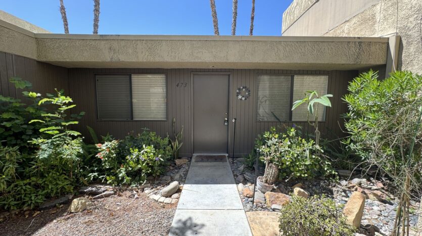 473 Bradshaw Ln  - Palm Springs - California - 2 bed, 2 bath rental property