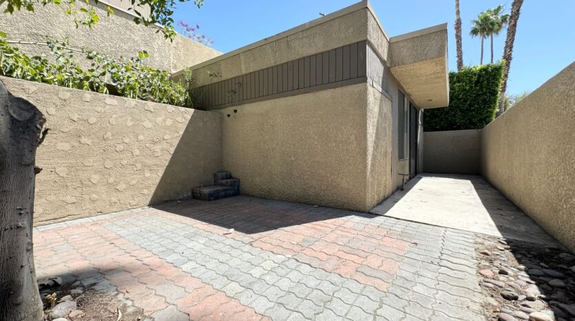 473 Bradshaw Ln  - Palm Springs - California - 2 bed, 2 bath rental property