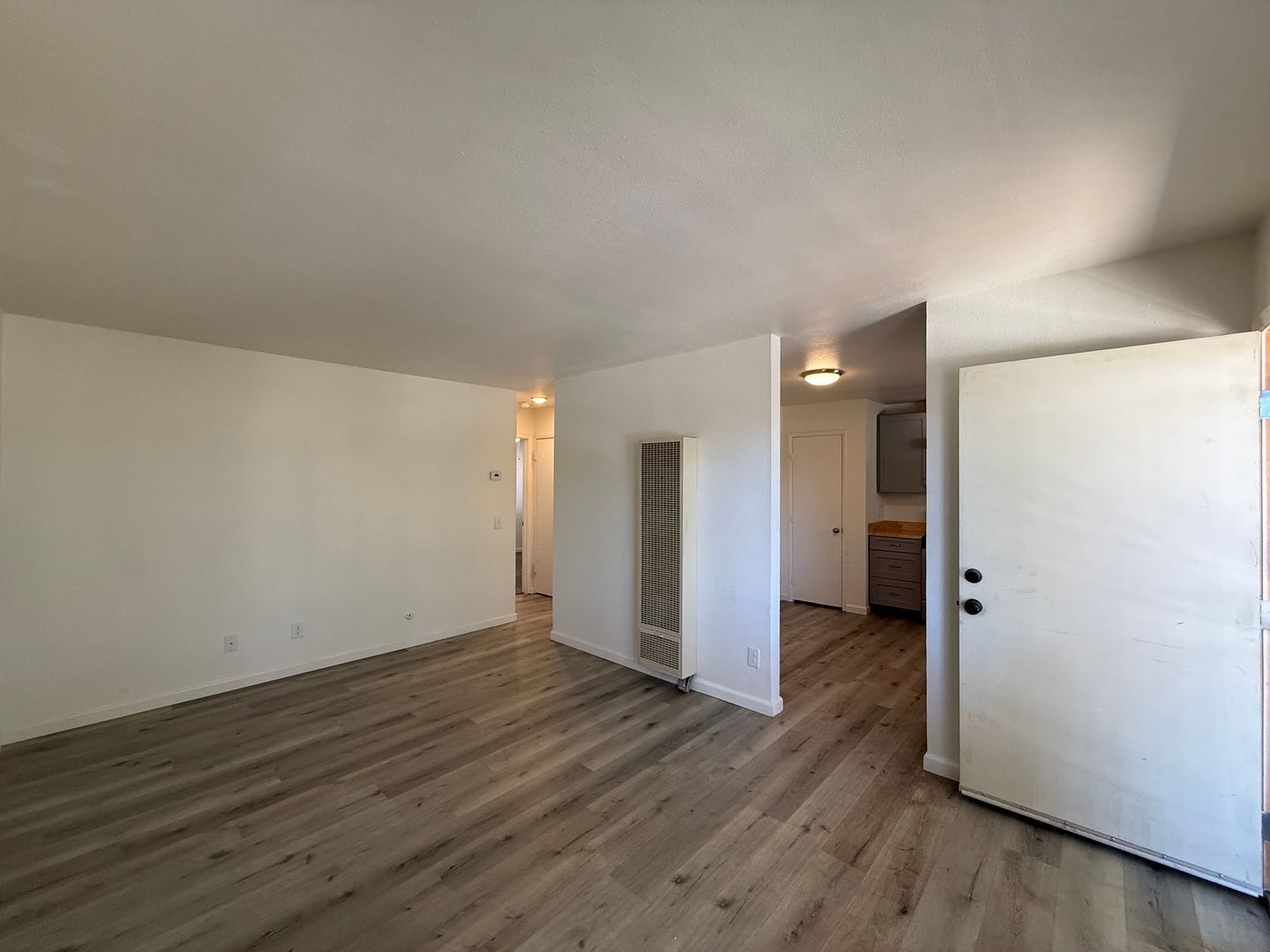 524 E. Ave Q12 - Unit 16 - Palmdale - California - 2 bed, 1 bath rental property