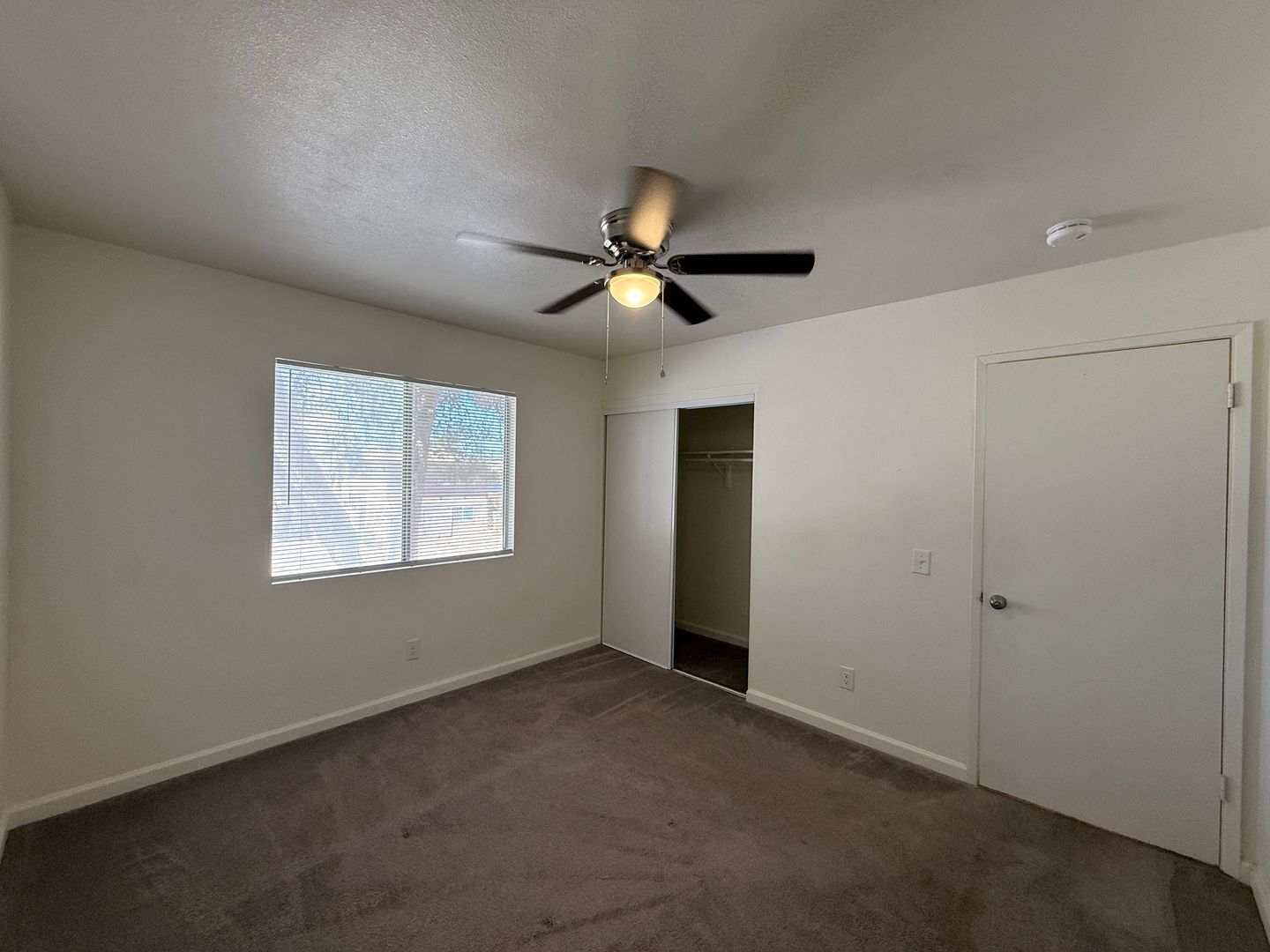 524 E. Ave Q12 - Unit 16 - Palmdale - California - 2 bed, 1 bath rental property