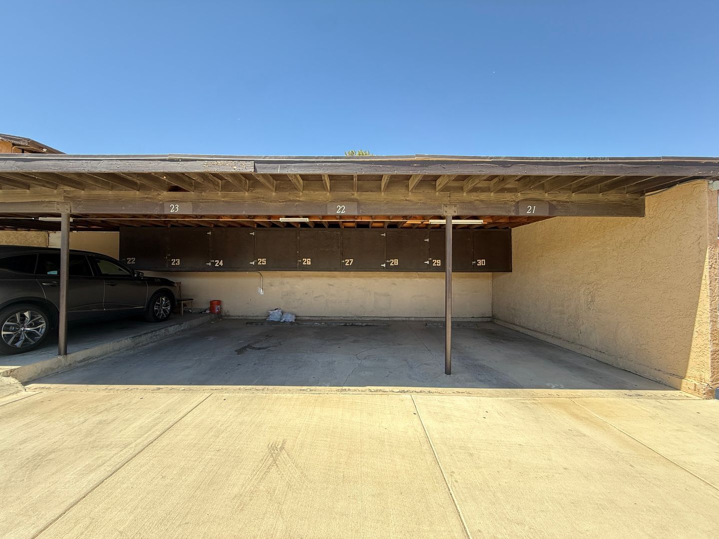 524 E. Ave Q12 - Unit 22 - Palmdale - California - 2 bed, 1 bath rental property