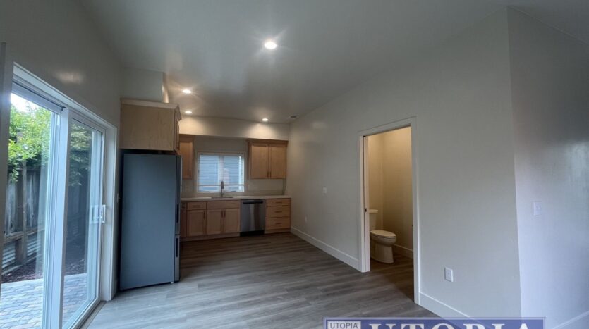 528 Dufour St Unit A - Santa Cruz - California - 2 bed, 1.5 bath rental property