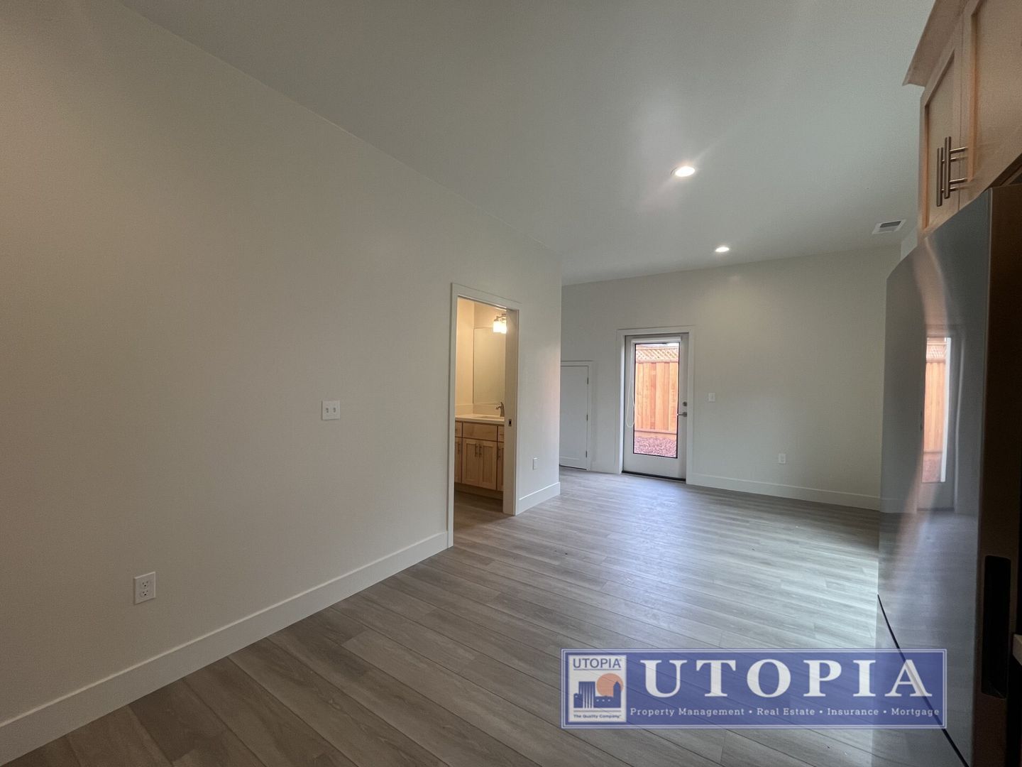 528 Dufour St Unit A - Santa Cruz - California - 2 bed, 1.5 bath rental property