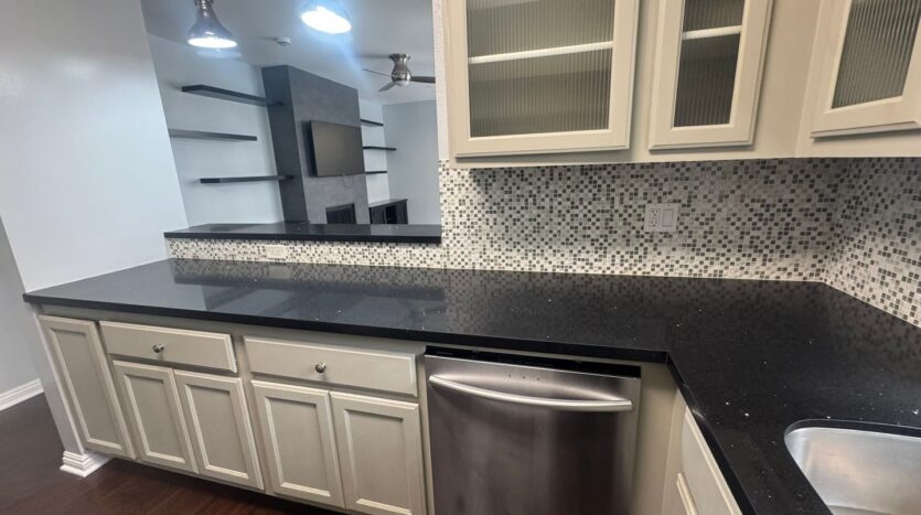 555 Maine Ave Unit 330 - Long Beach - California - 2 bed, 2 bath rental property