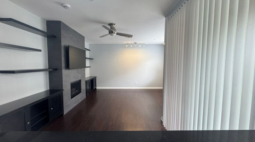 555 Maine Ave Unit 330 - Long Beach - California - 2 bed, 2 bath rental property
