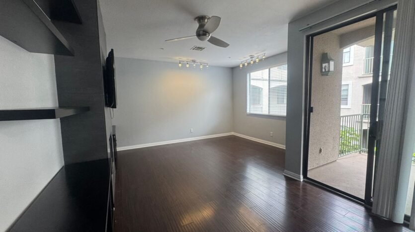 555 Maine Ave Unit 330 - Long Beach - California - 2 bed, 2 bath rental property