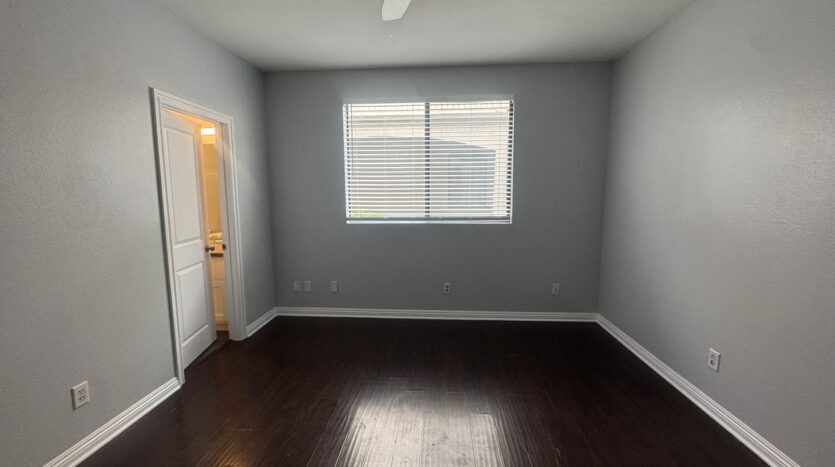 555 Maine Ave Unit 330 - Long Beach - California - 2 bed, 2 bath rental property