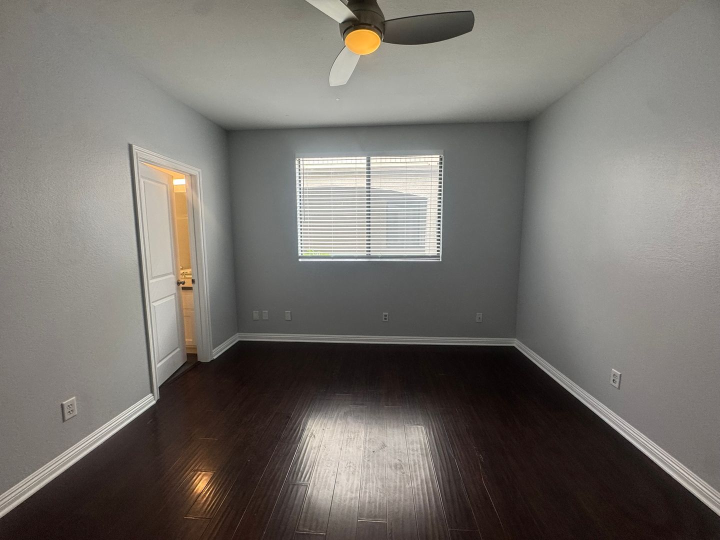 555 Maine Ave Unit 330 - Long Beach - California - 2 bed, 2 bath rental property