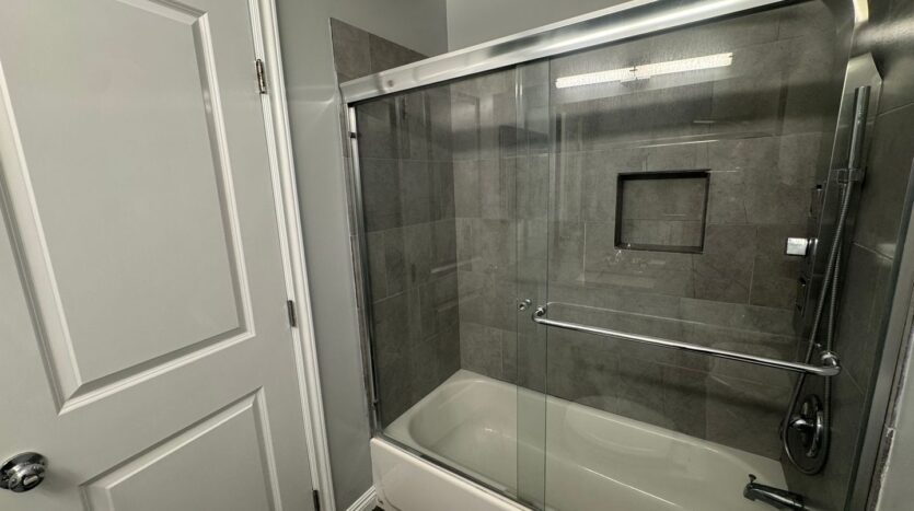 555 Maine Ave Unit 330 - Long Beach - California - 2 bed, 2 bath rental property