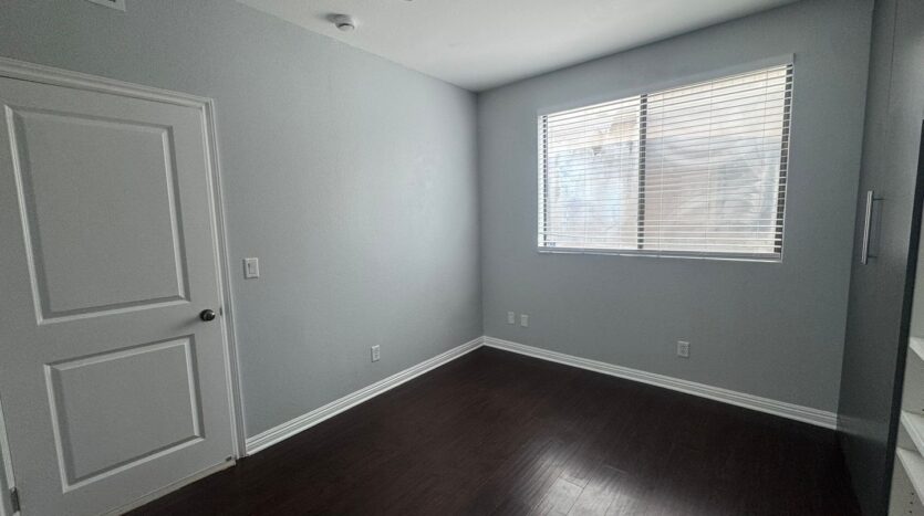 555 Maine Ave Unit 330 - Long Beach - California - 2 bed, 2 bath rental property