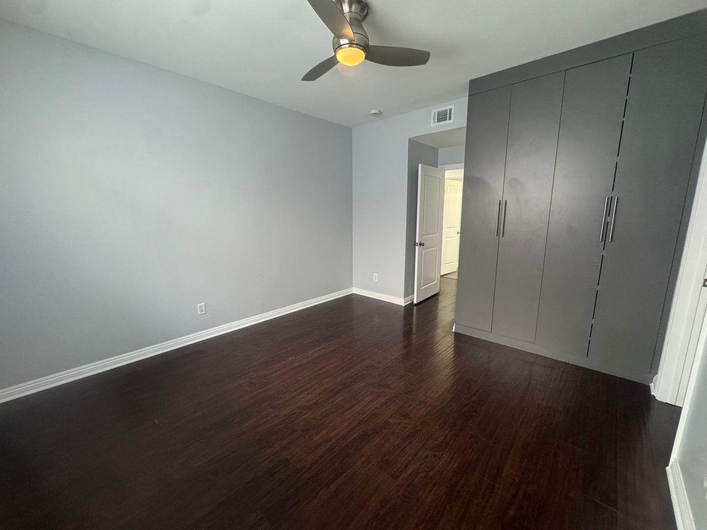 555 Maine Ave Unit 330 - Long Beach - California - 2 bed, 2 bath rental property