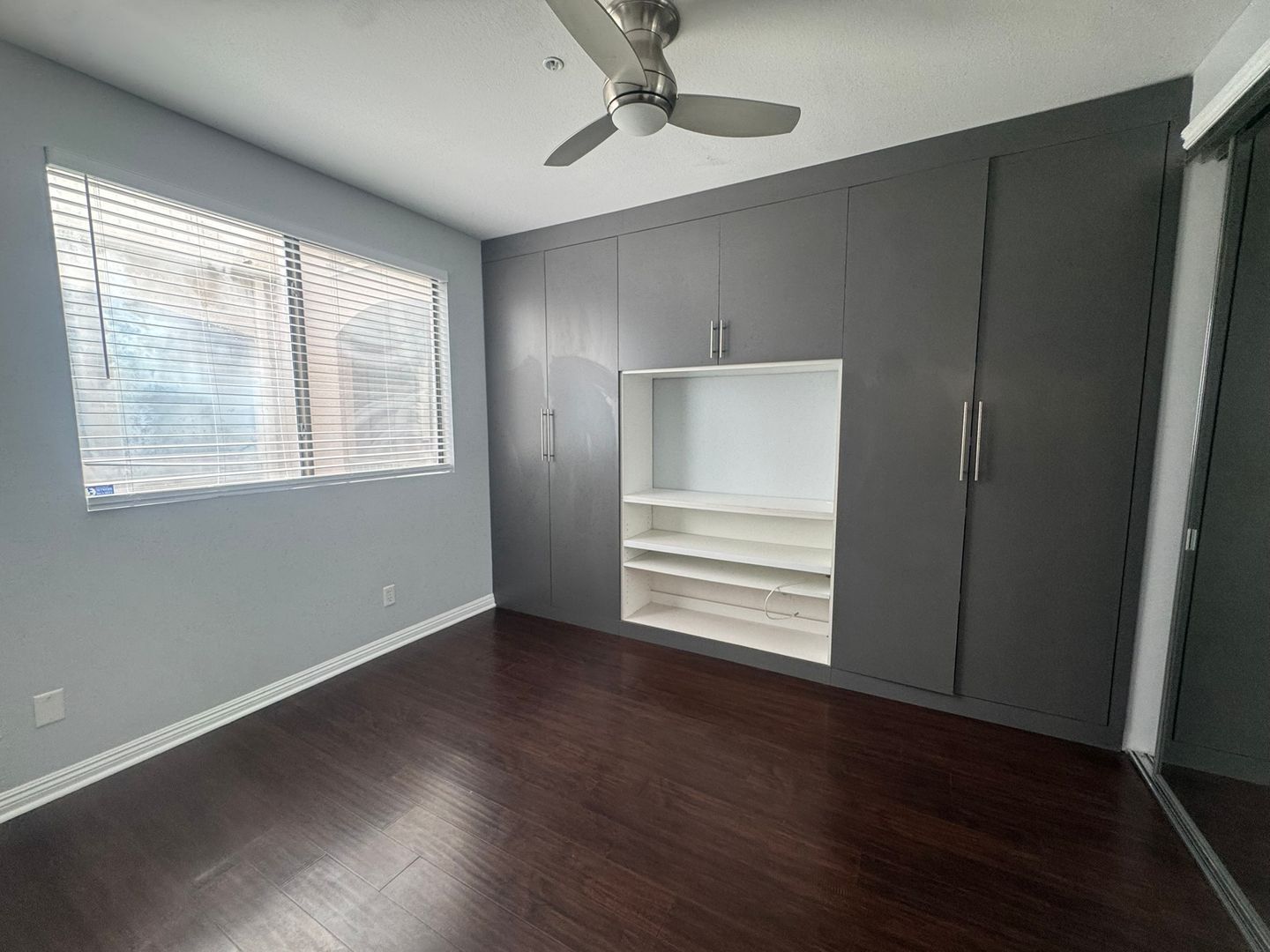 555 Maine Ave Unit 330 - Long Beach - California - 2 bed, 2 bath rental property