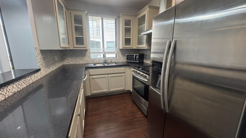 555 Maine Ave Unit 330 - Long Beach - California - 2 bed, 2 bath rental property